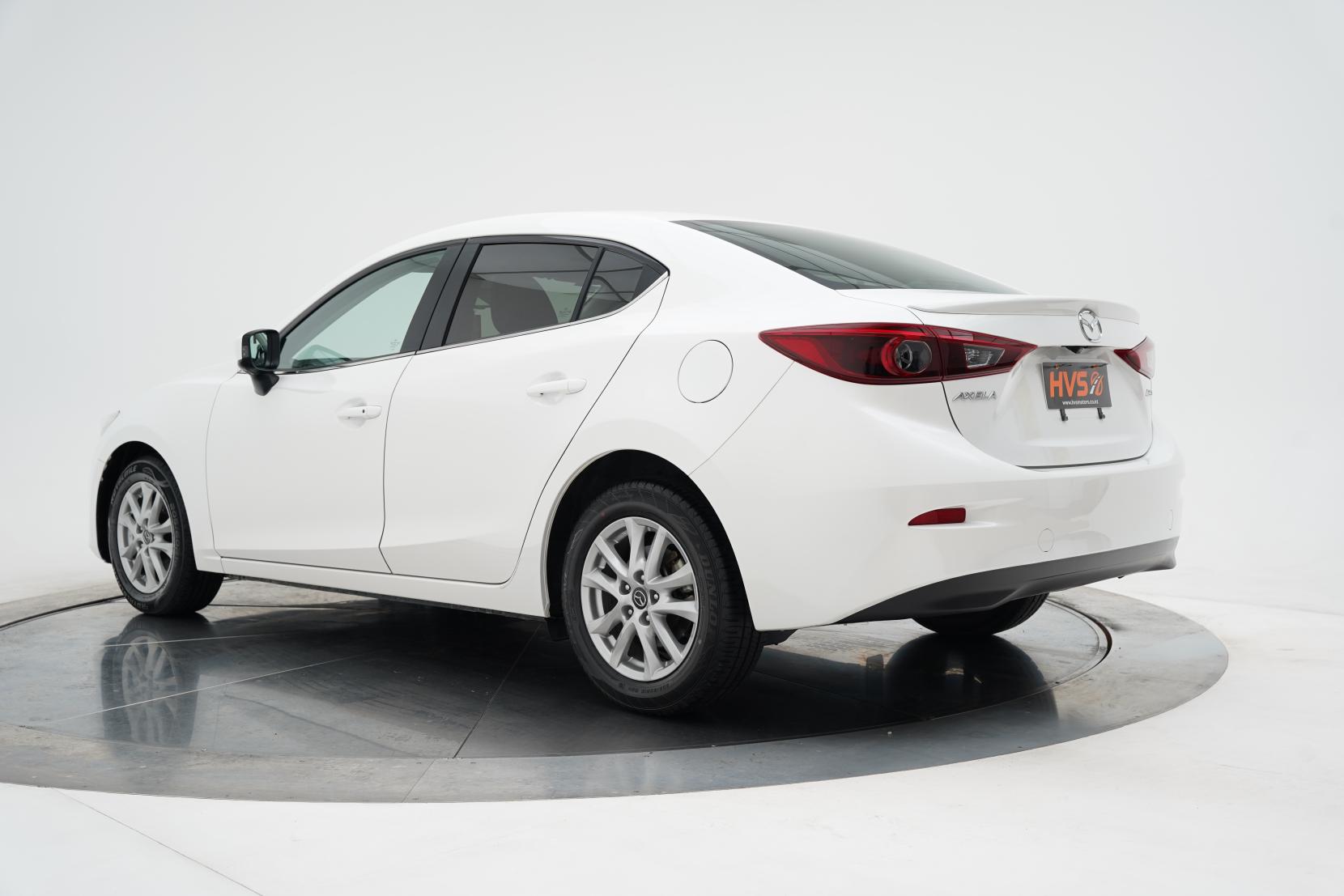 Mazda Axela 2.0 Hybrid S