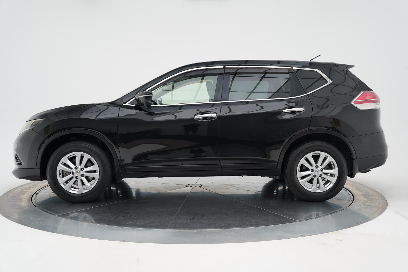 Nissan X-TRAIL 2.0 20X 2WD 7 Seater