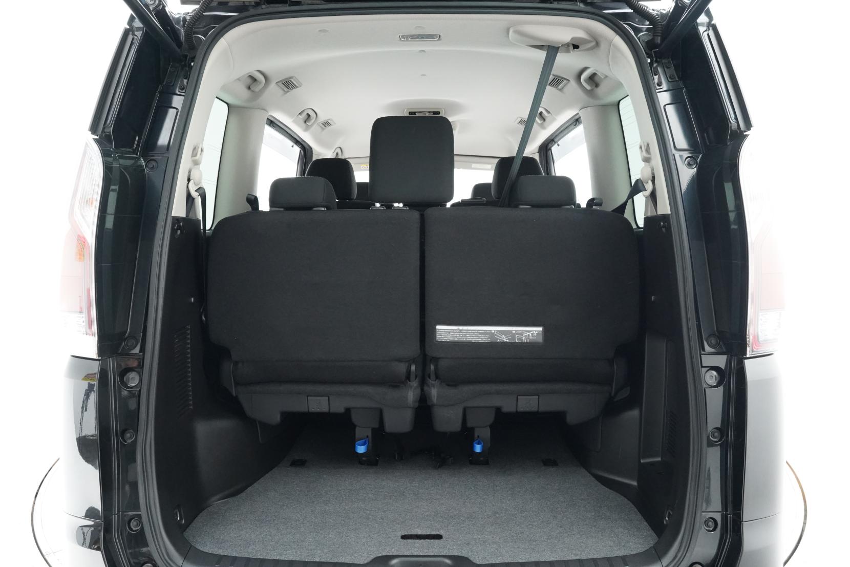 Nissan Serena 2.0 20X S-Hybrid