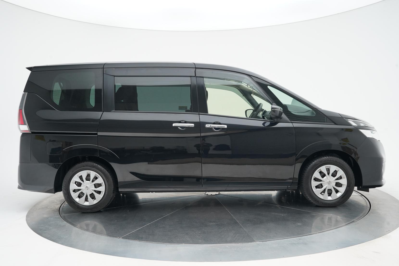 Nissan Serena 2.0 20X S-Hybrid