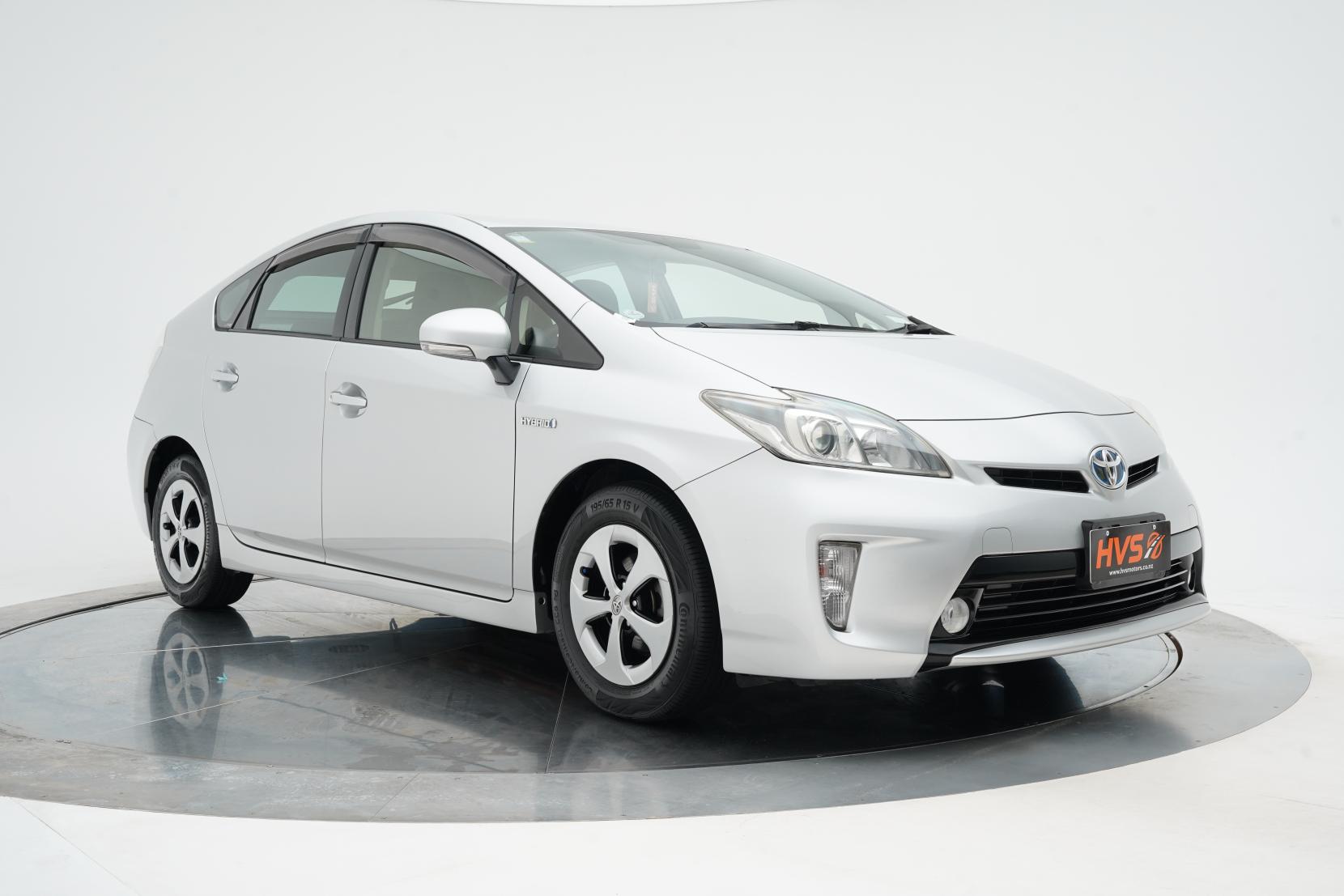 Toyota Prius 1.8 5D S