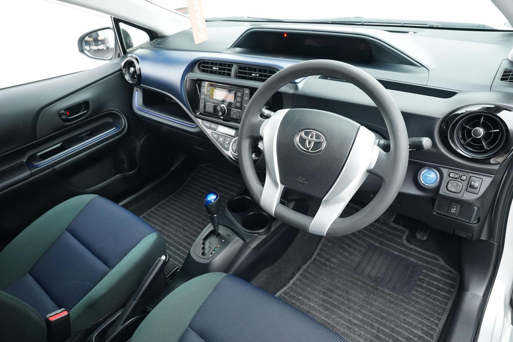 Toyota Aqua 1.5 S Push Start