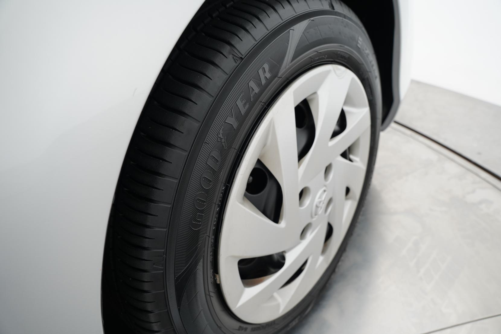 Toyota Aqua 1.5 S Push Start