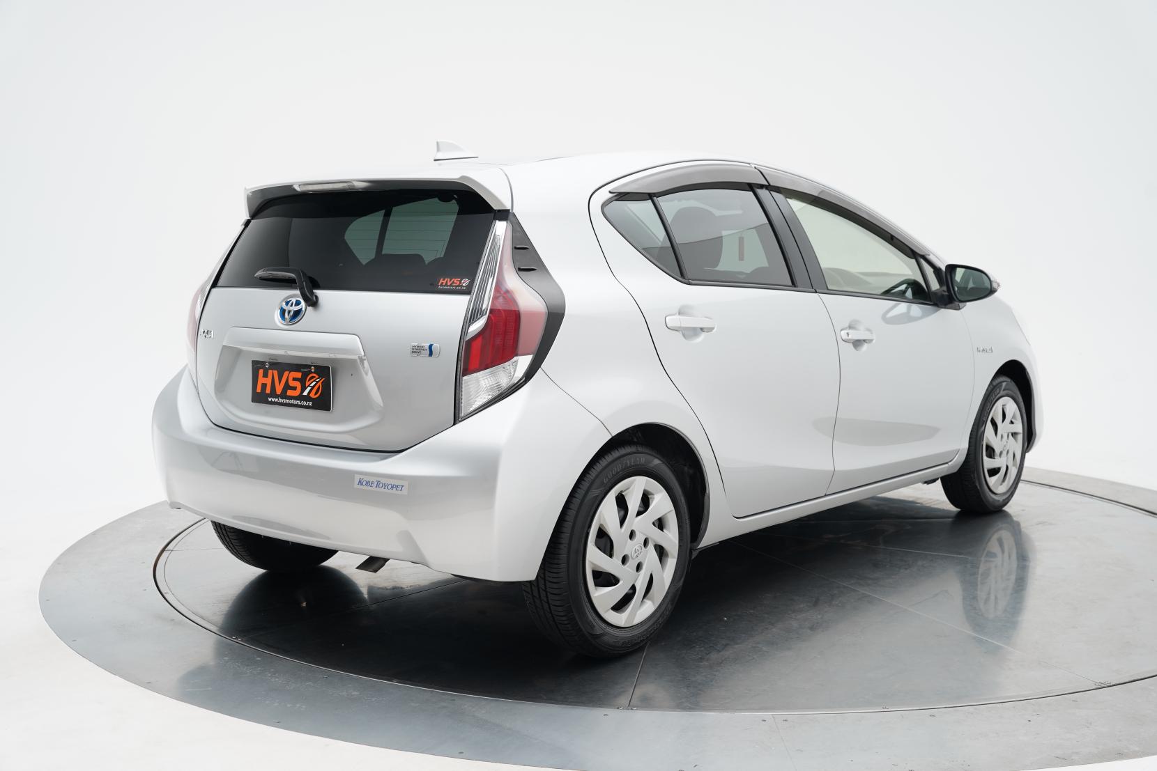 Toyota Aqua 1.5 S Push Start