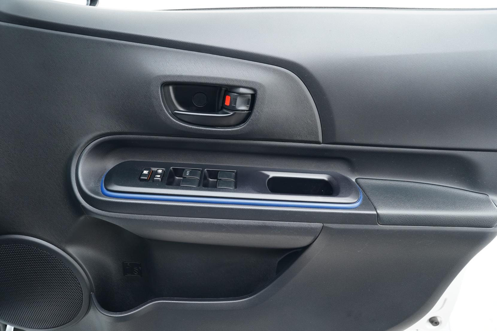 Toyota Aqua 1.5 S Push Start