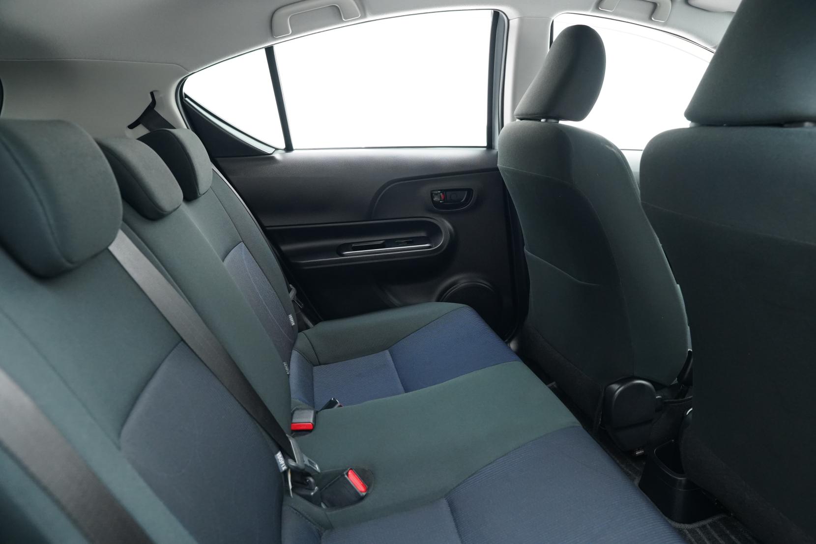 Toyota Aqua 1.5 S Push Start