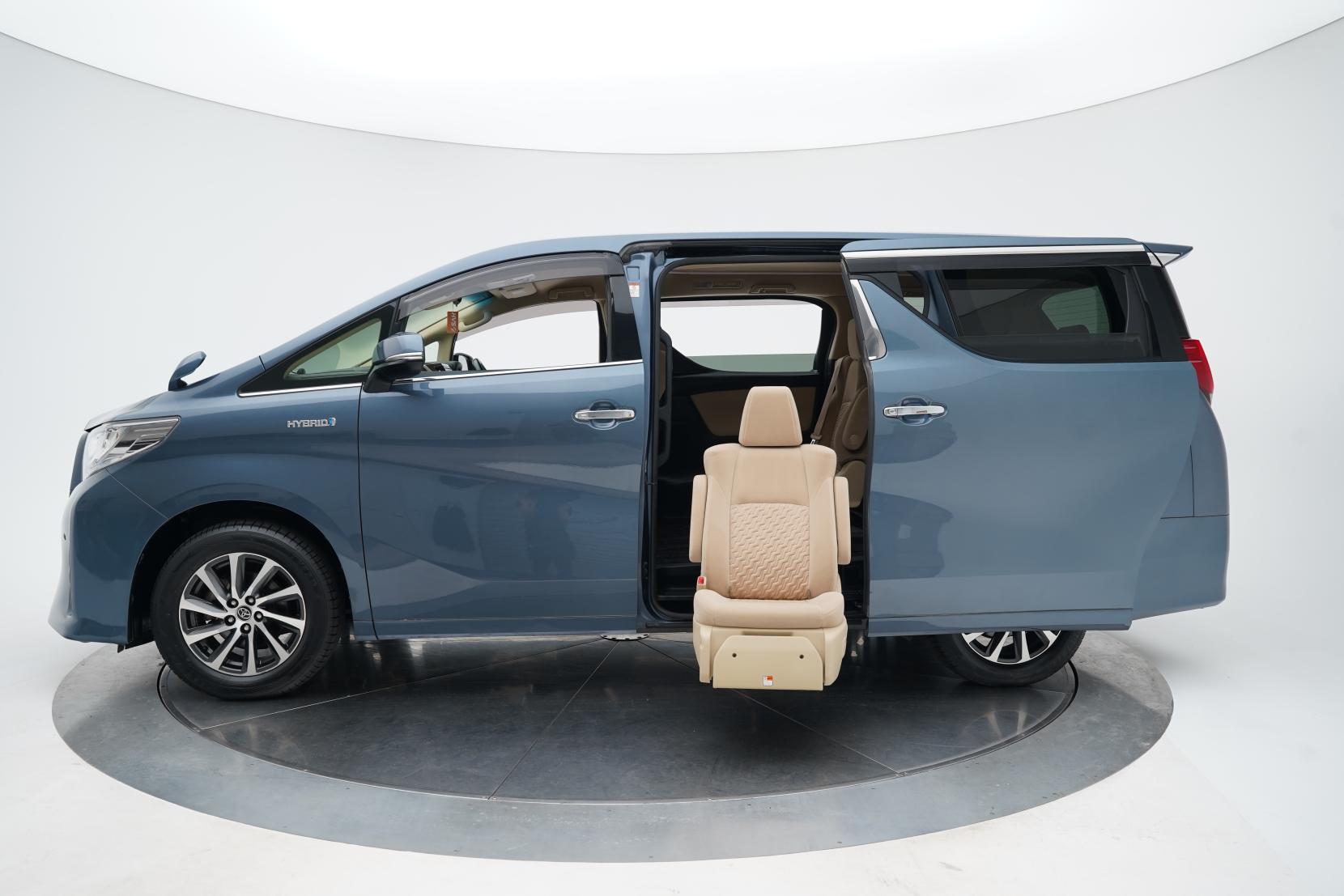 Toyota Alphard 2.5 HYBRID X Disablity 4WD