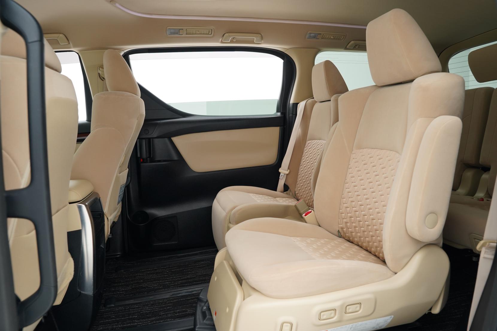 Toyota Alphard 2.5 HYBRID X Disablity 4WD