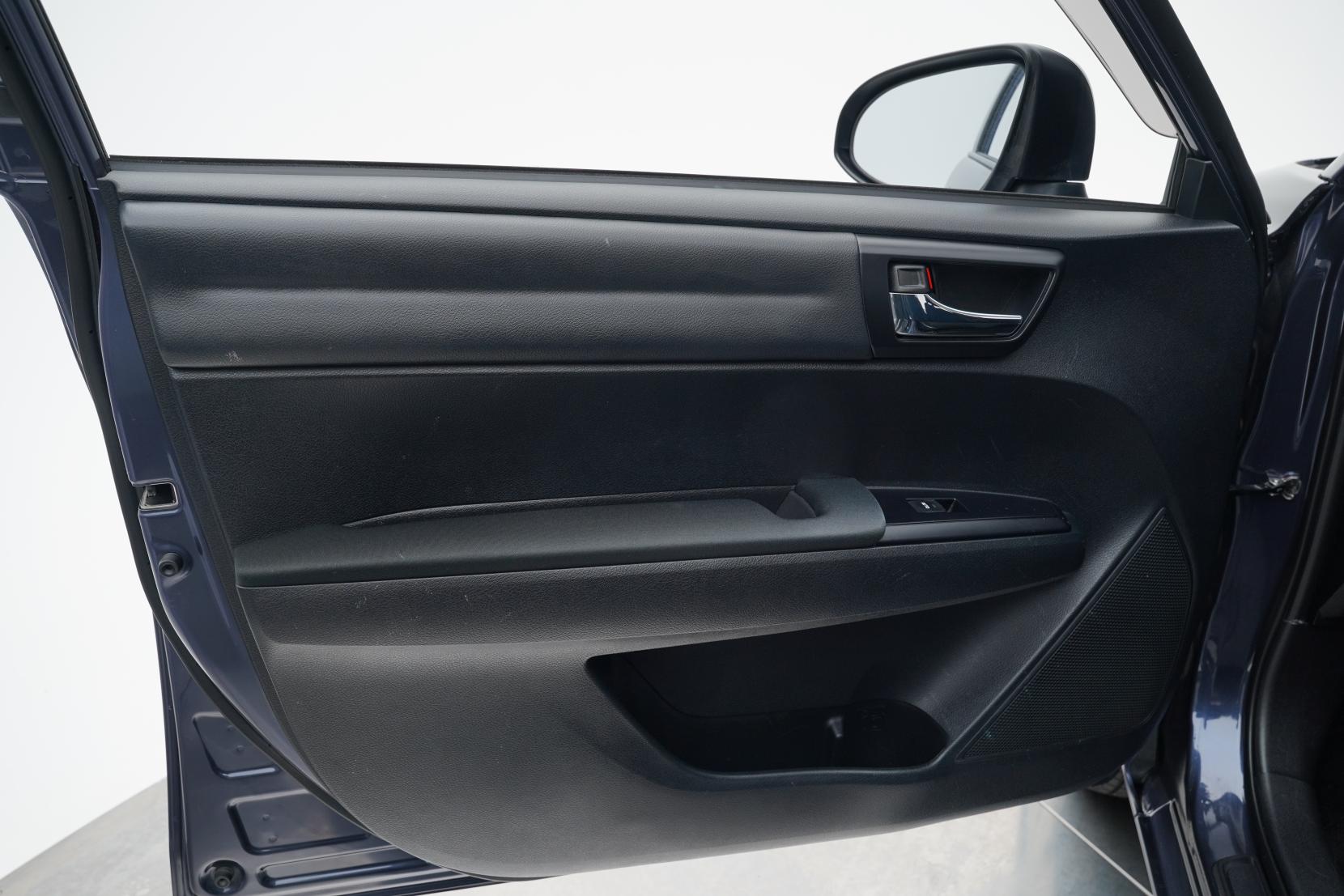 Toyota Corolla 1.5 Fielder Hybrid G 8SRS