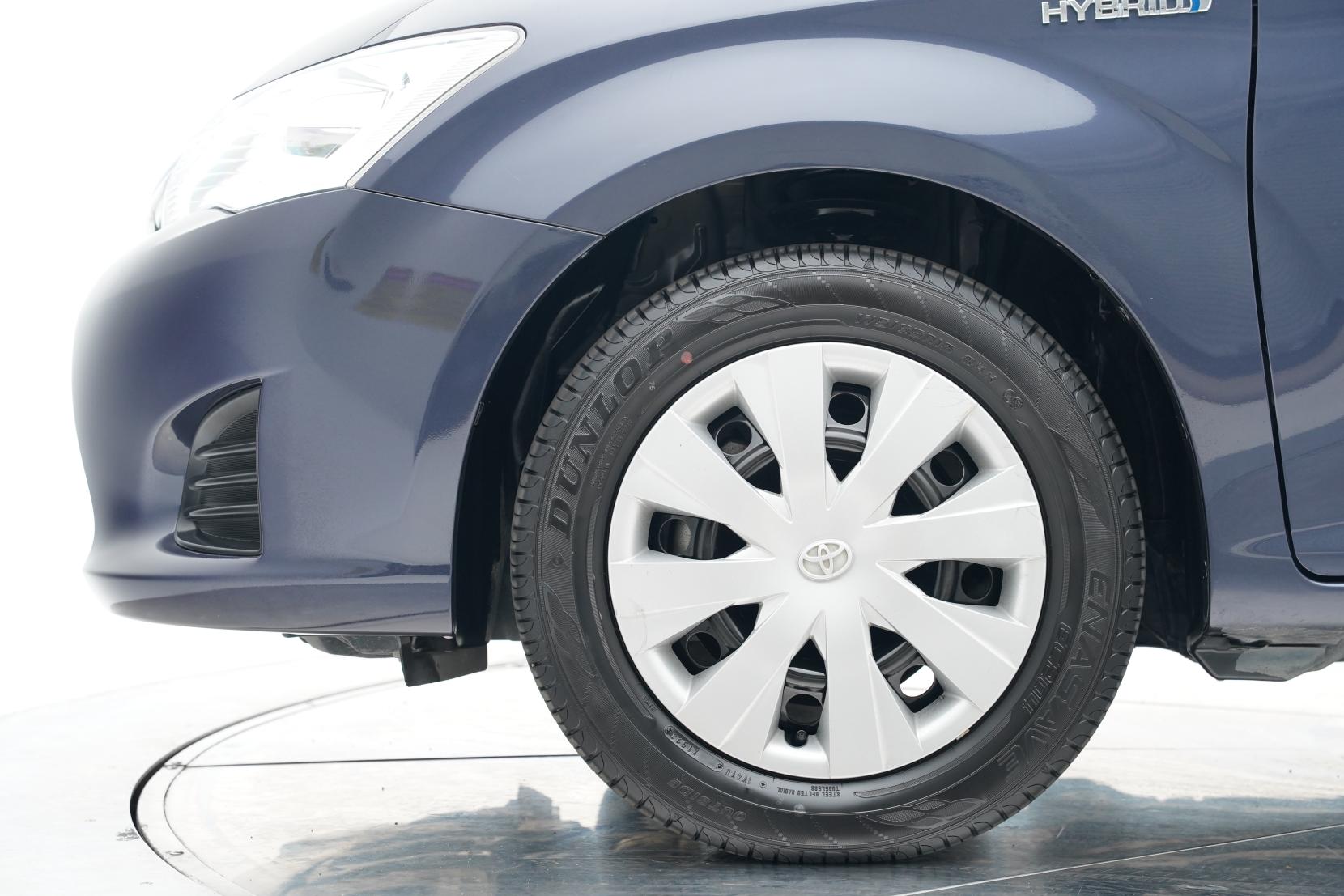 Toyota Corolla 1.5 Fielder Hybrid G 8SRS