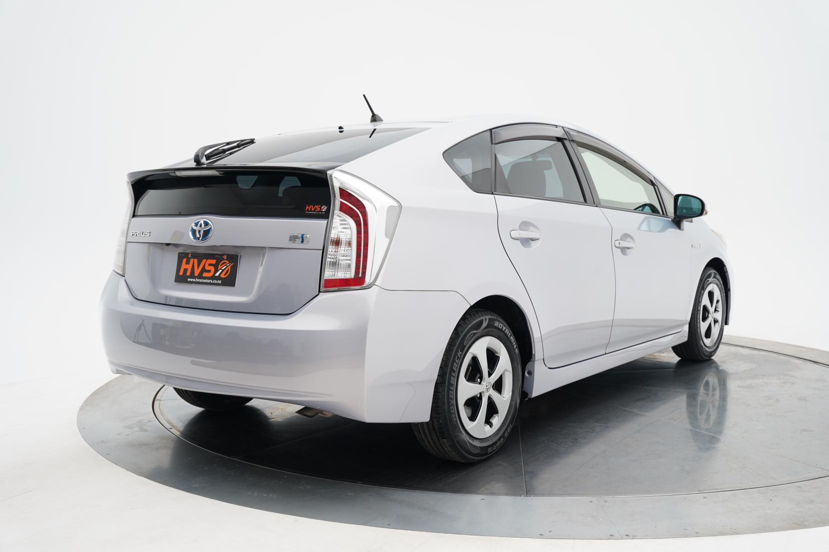 Toyota Prius Hybrid S