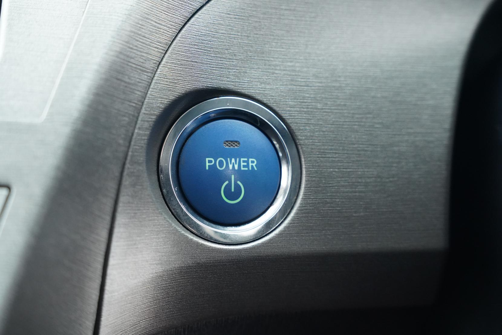 Toyota Prius Hybrid S