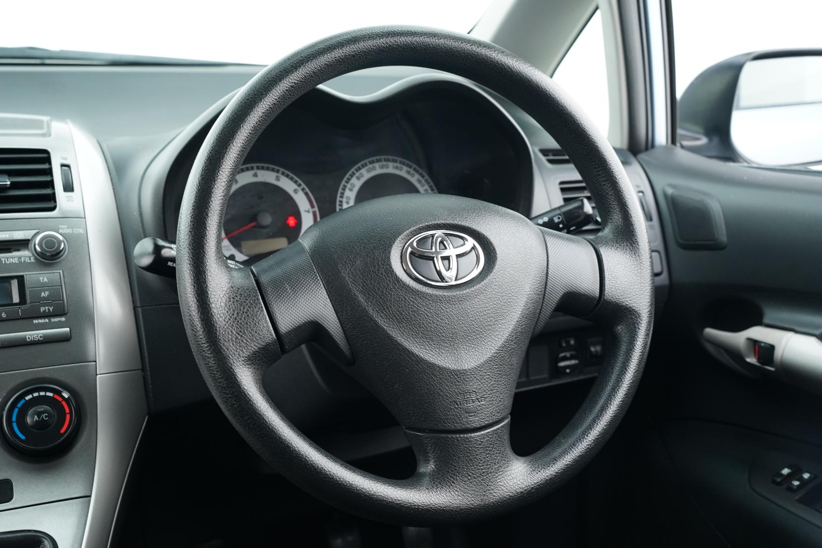 Toyota Corolla 1.8 GX