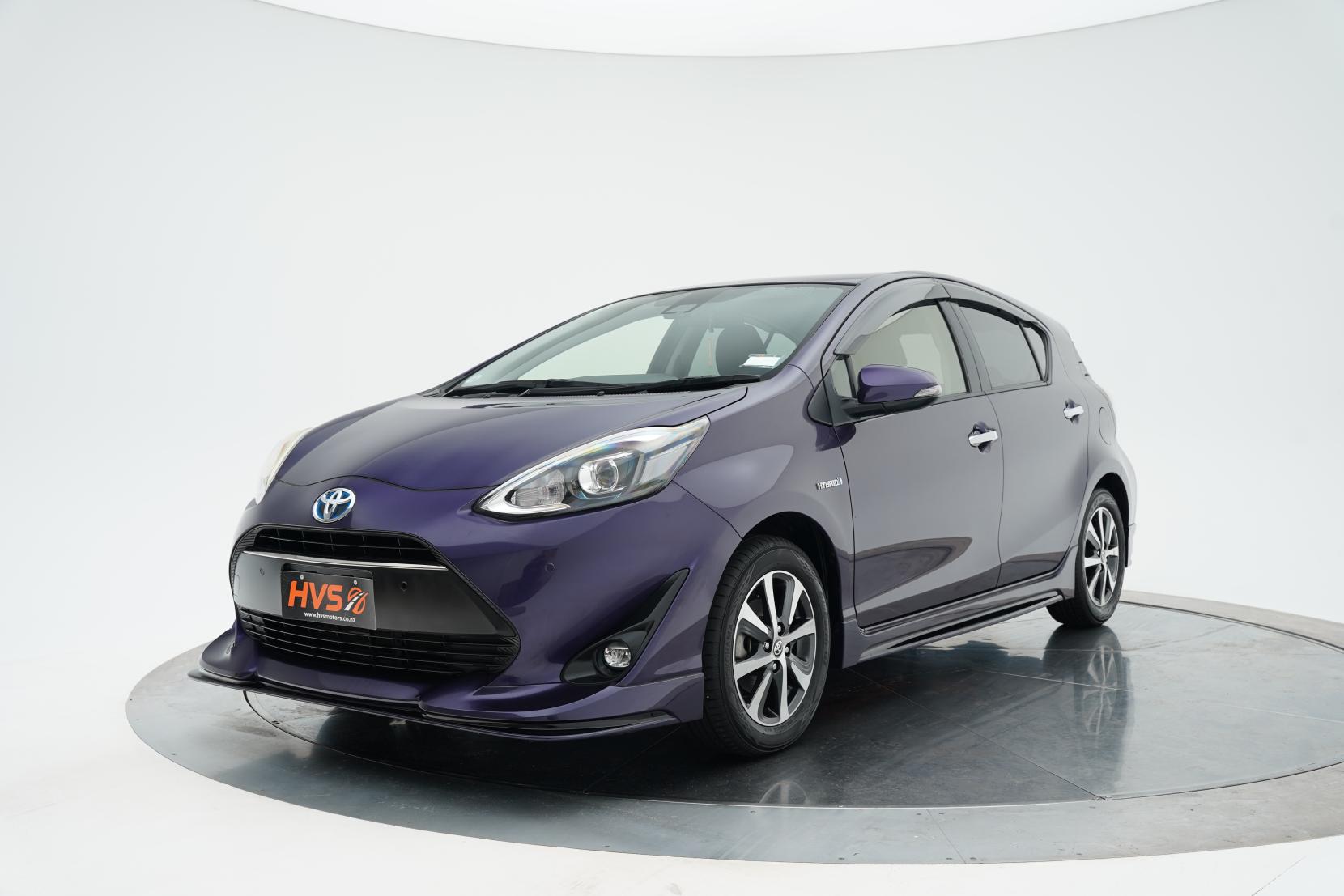 Toyota Aqua 1.5 S FACELIFT