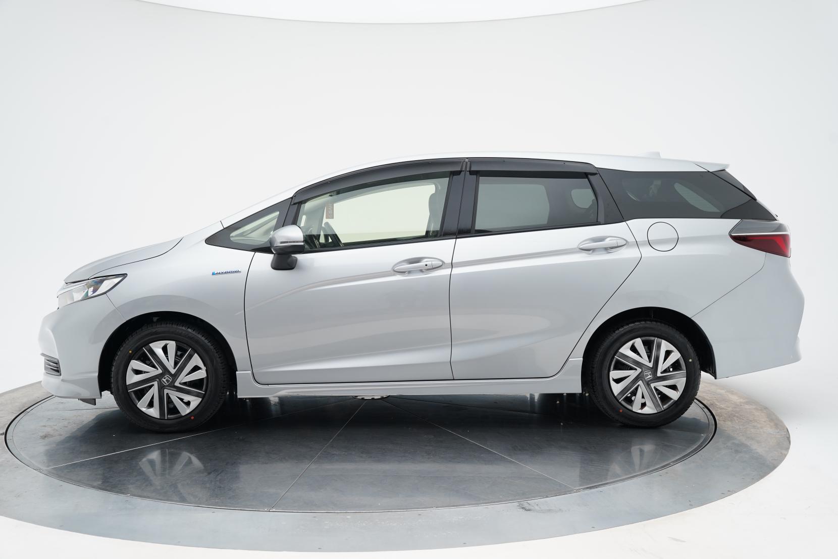 Honda Fit Shuttle 1.5 HYBRID HONDA SENSING