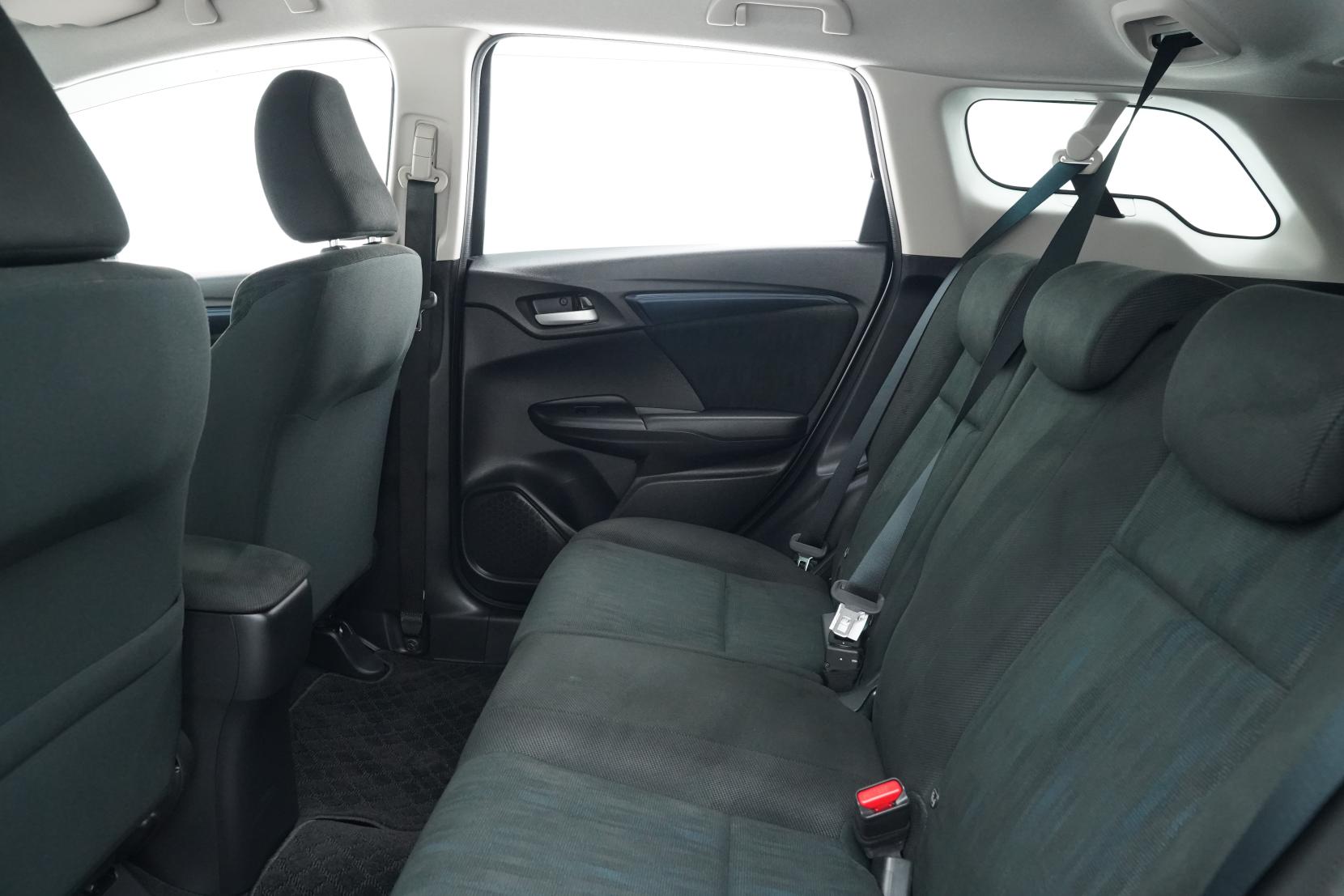 Honda Fit Shuttle 1.5 HYBRID HONDA SENSING