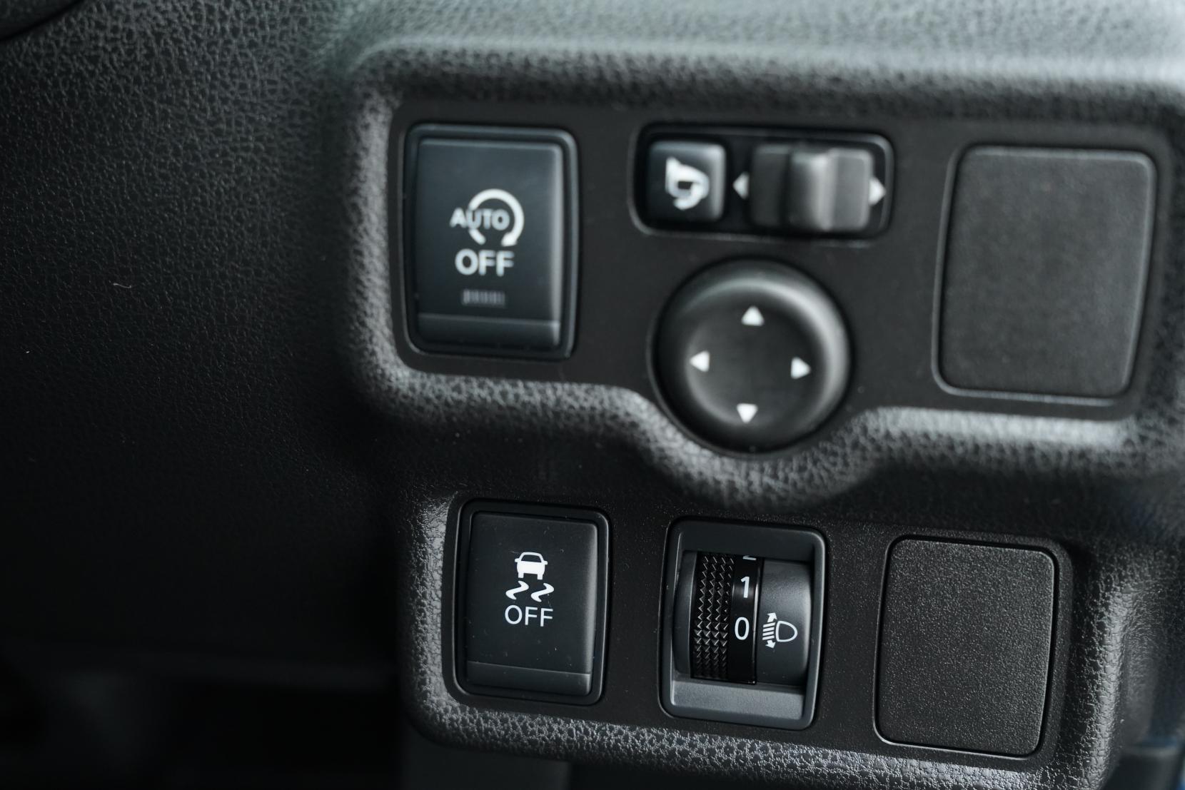 Nissan Note (2004–present) 1.2 X