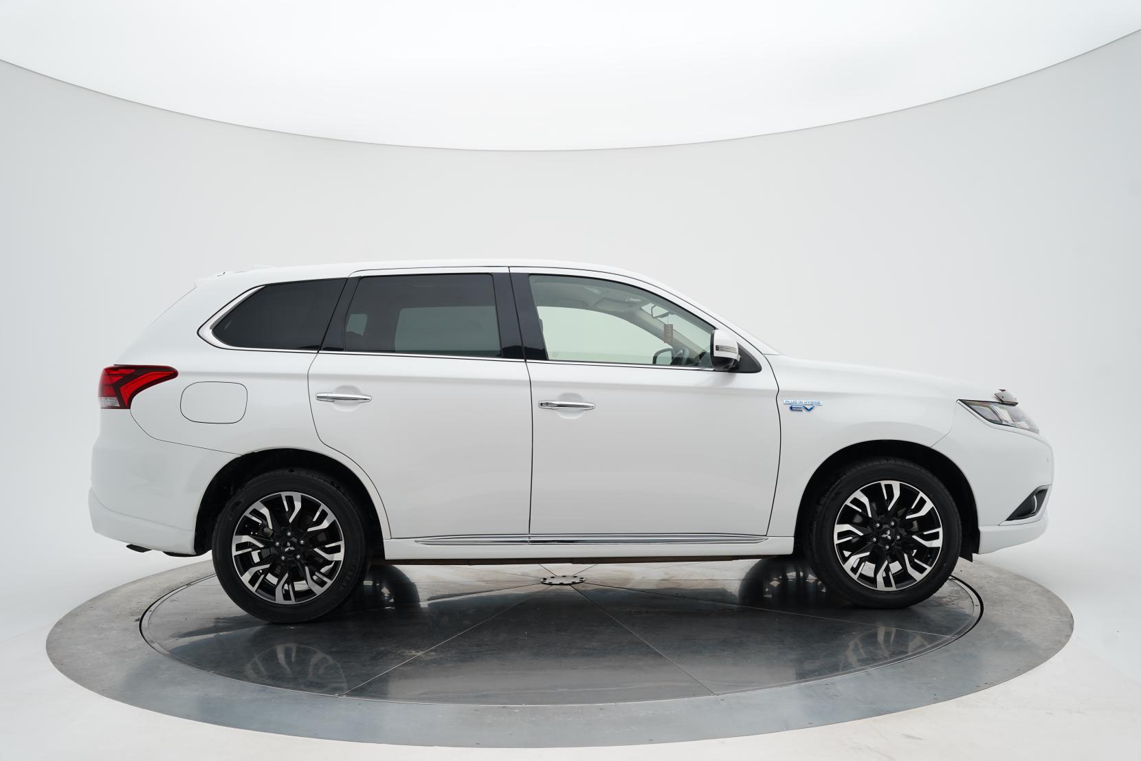 Mitsubishi Outlander 2.4 PHEV PHEV 4WD G