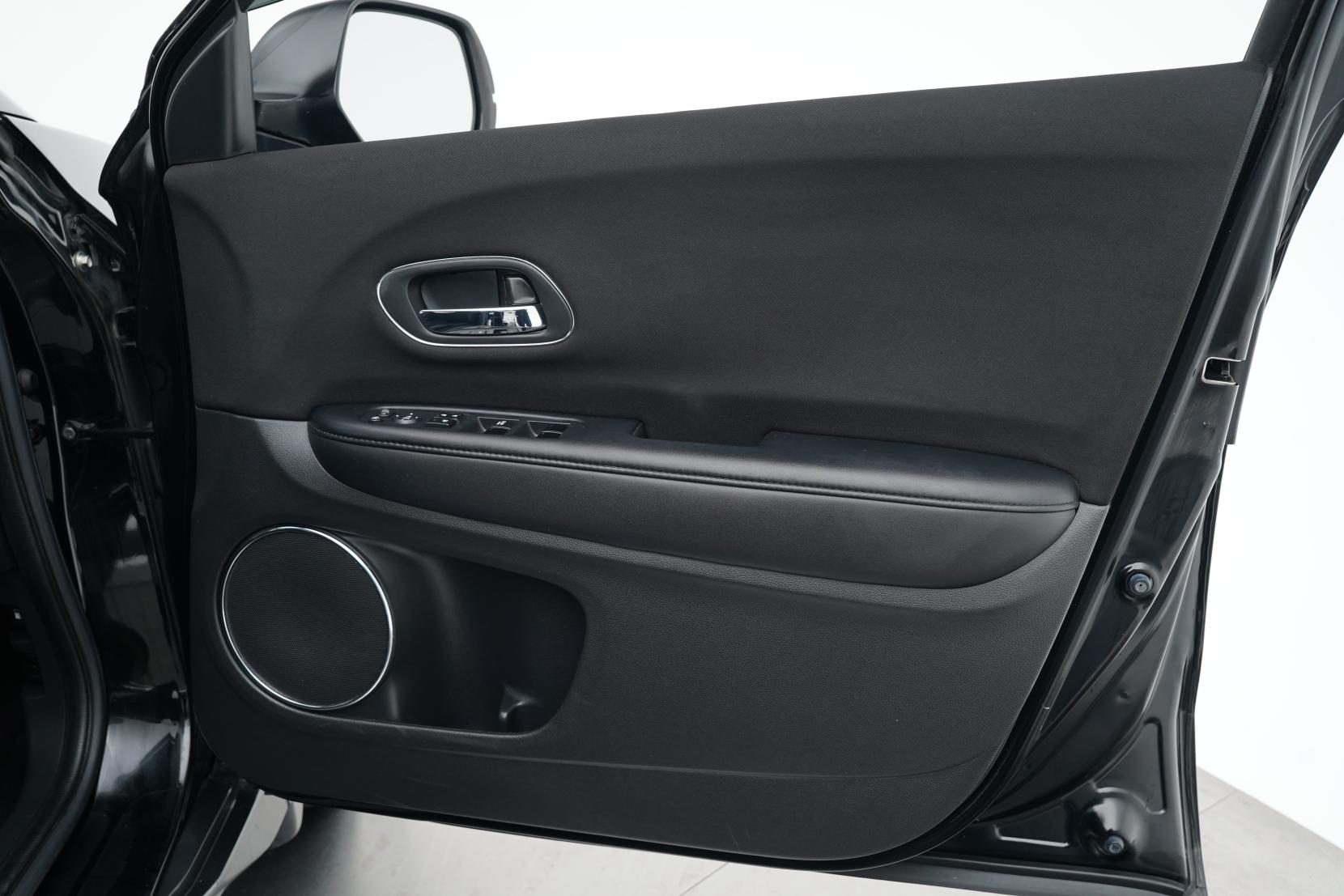 Honda Vezel 1.5 HYBRID HYBRID X HONDA-SENSING