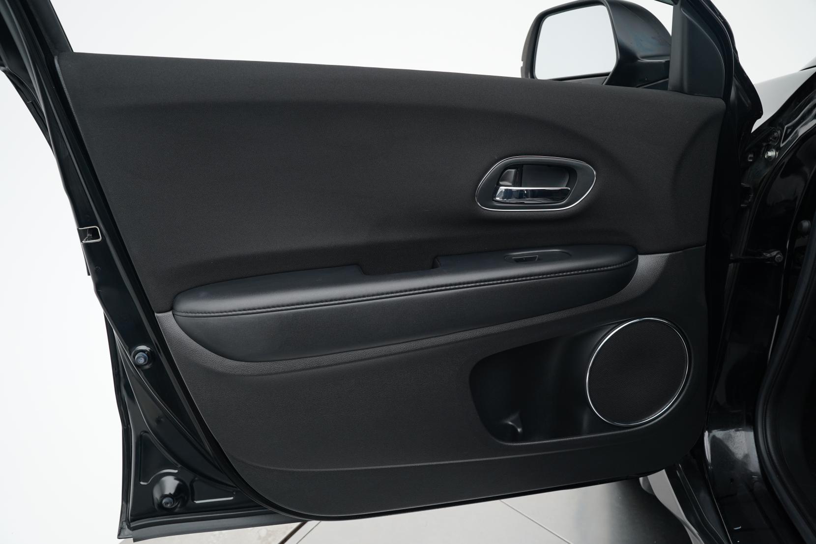 Honda Vezel 1.5 HYBRID HYBRID X HONDA-SENSING