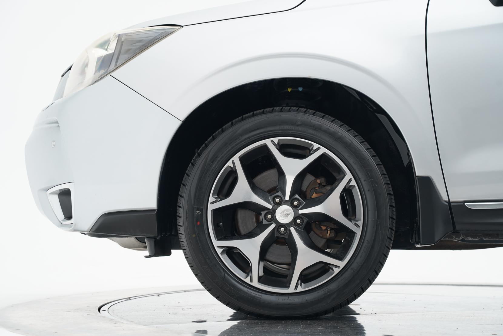 Subaru Forester 2.0 4WD 2.0XT EYESIGHT