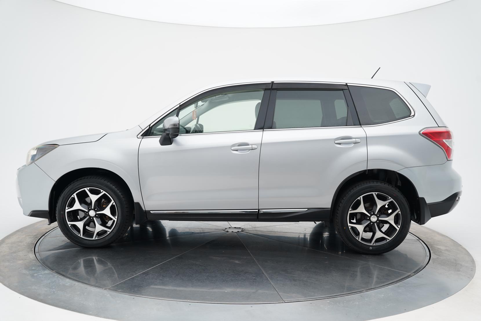 Subaru Forester 2.0 4WD 2.0XT EYESIGHT