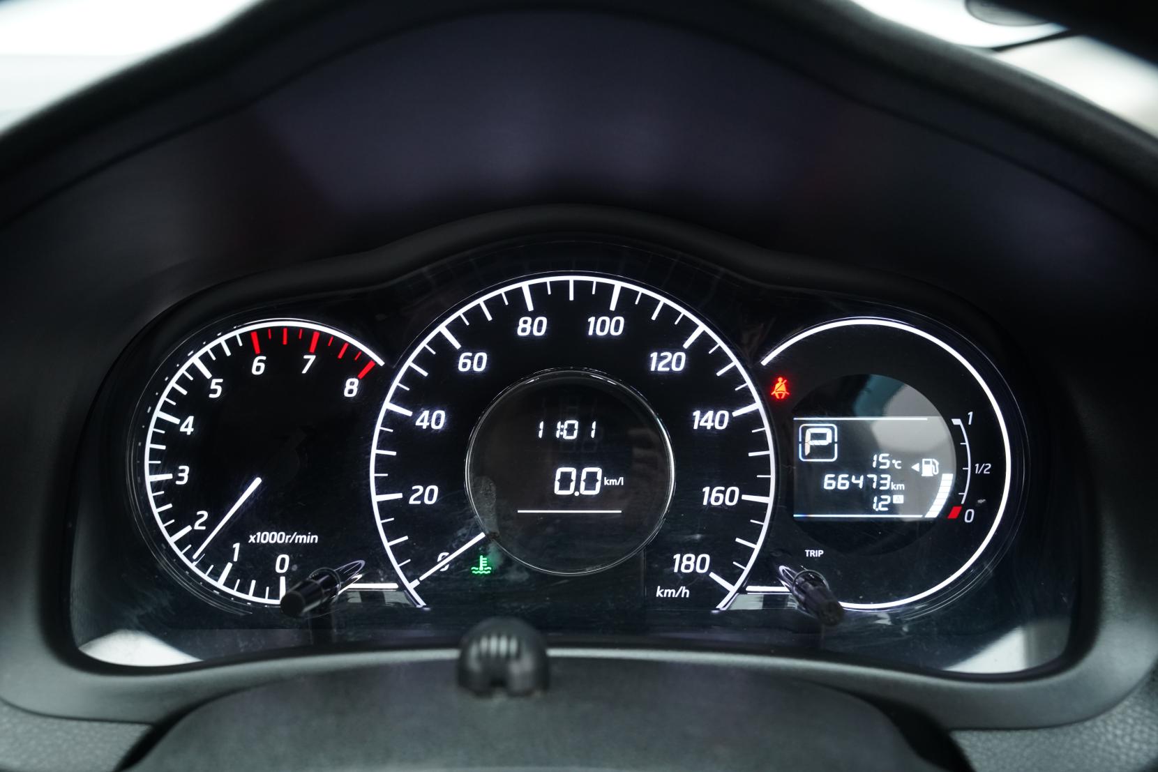 Nissan Note (2004–present) 1.2 MEDALIST EMERGENCY BRAKE PACKAGE