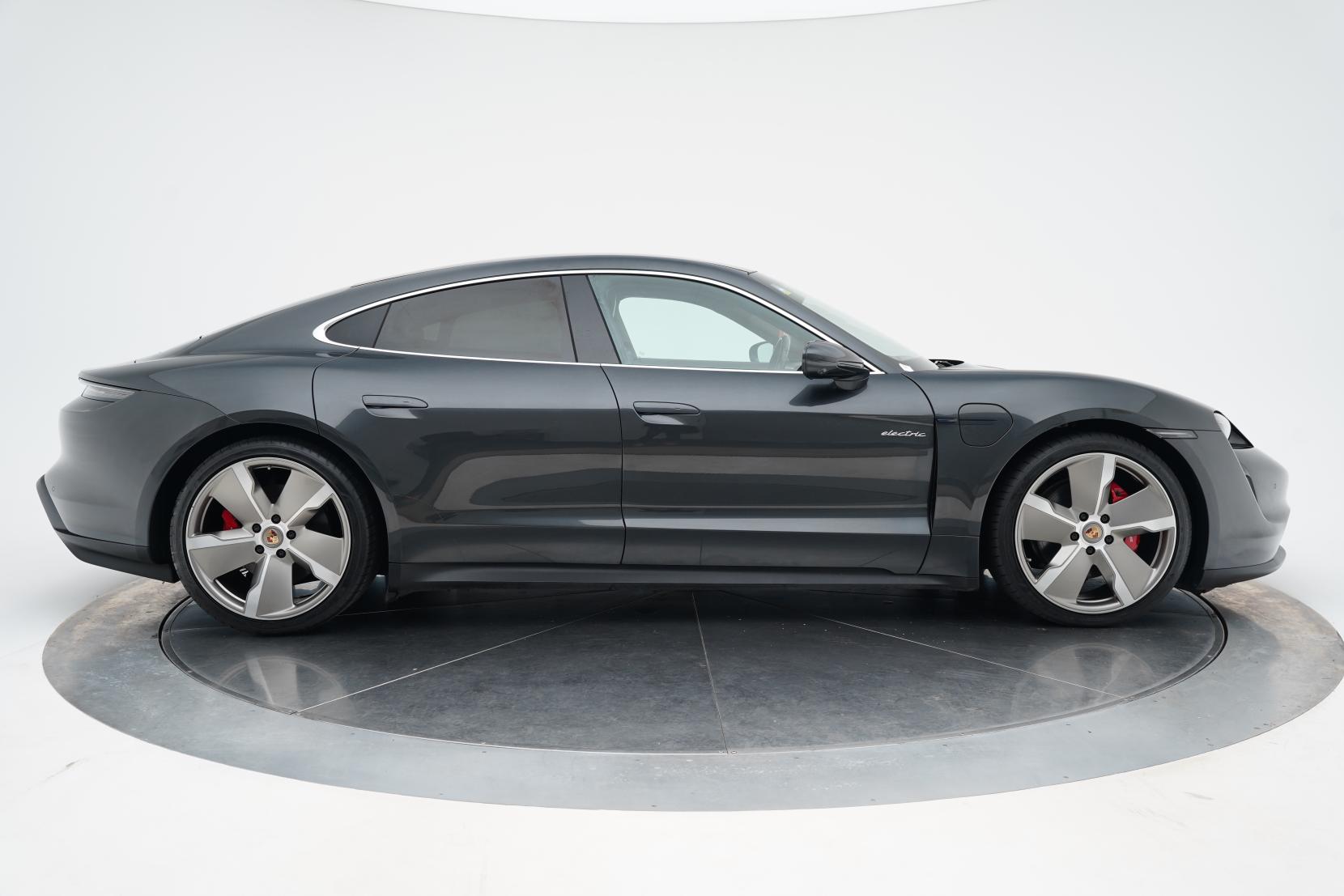 Porsche Taycan 4S 4WD Performance Battery