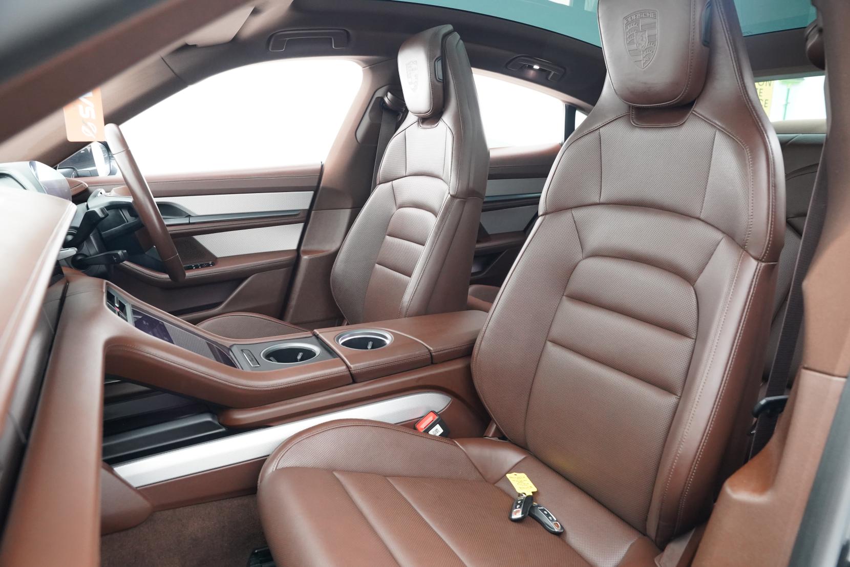 Porsche Taycan 4S 4WD Performance Battery