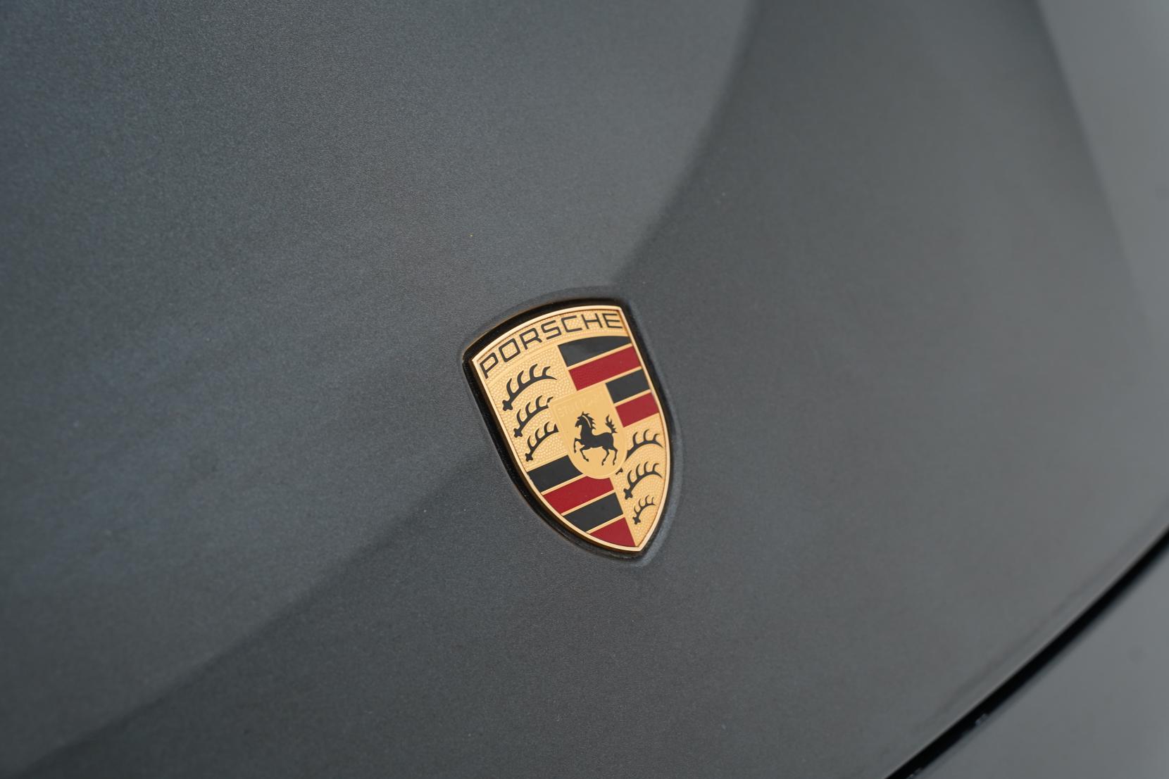 Porsche Taycan 4S 4WD Performance Battery