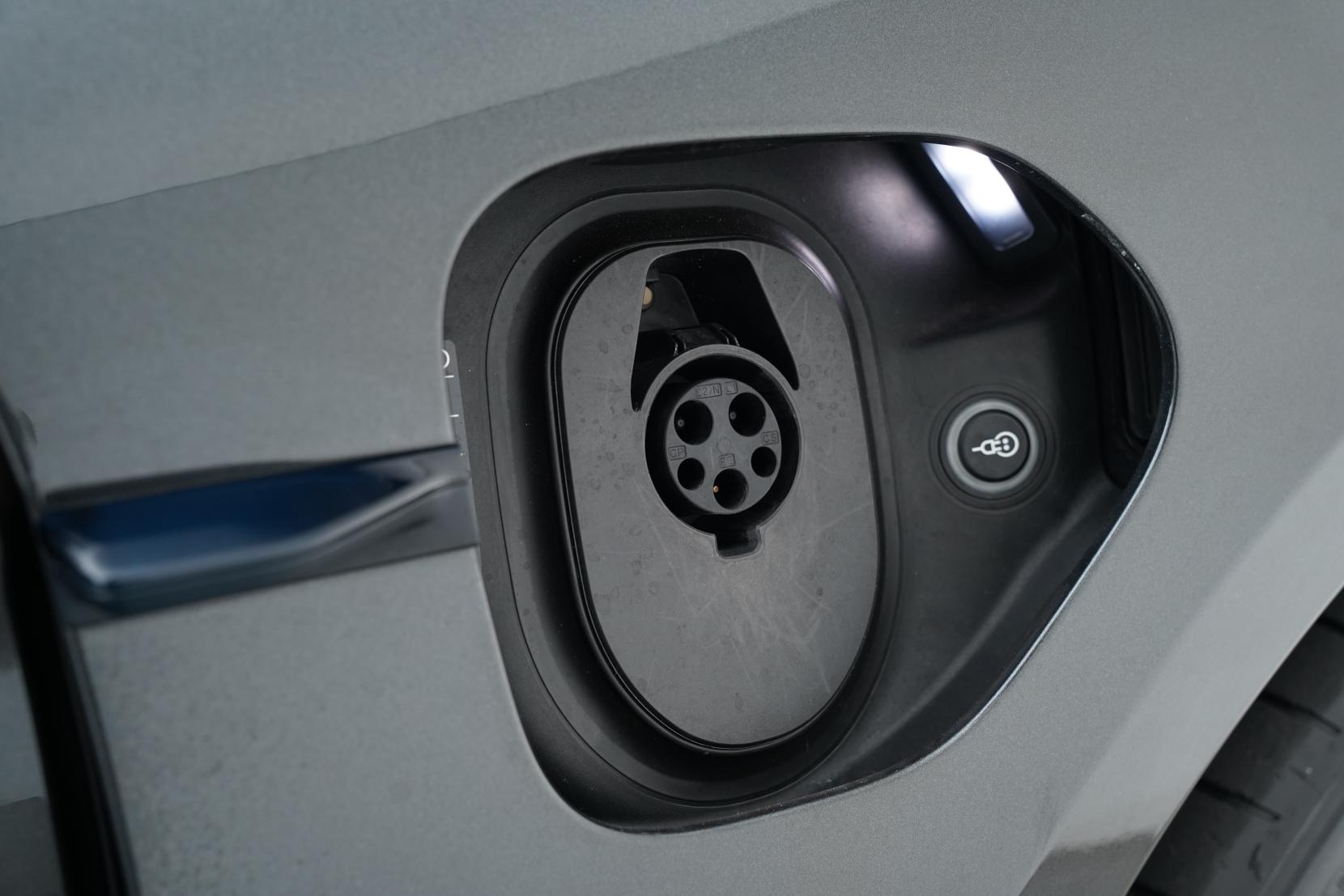 Porsche Taycan 4S 4WD Performance Battery