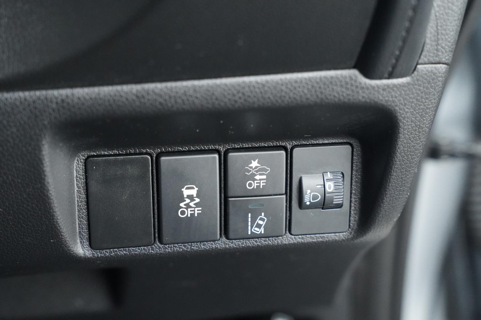 Honda Shuttle 1.5 HYBRID HONDA SENSING