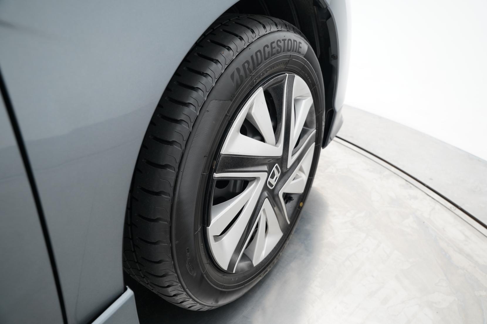 Honda Shuttle 1.5 HYBRID HONDA SENSING