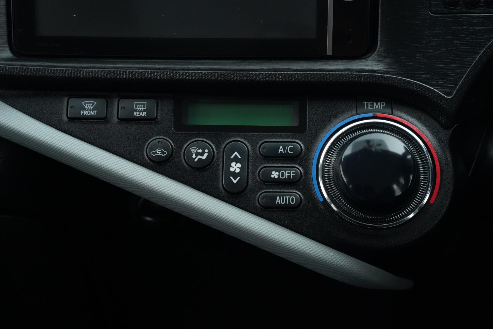 Toyota Aqua 1.5 S Push Start