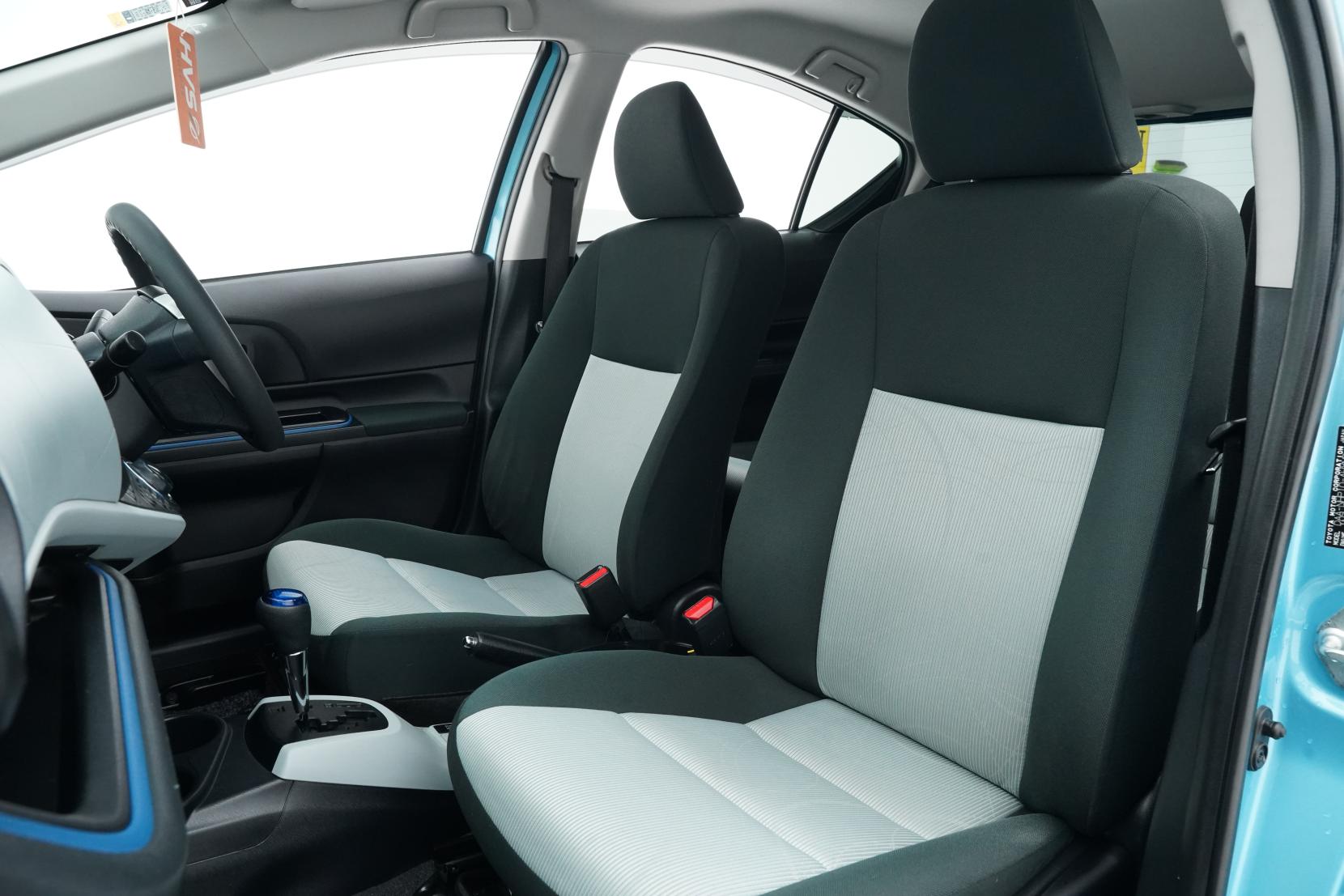 Toyota Aqua 1.5 S Push Start