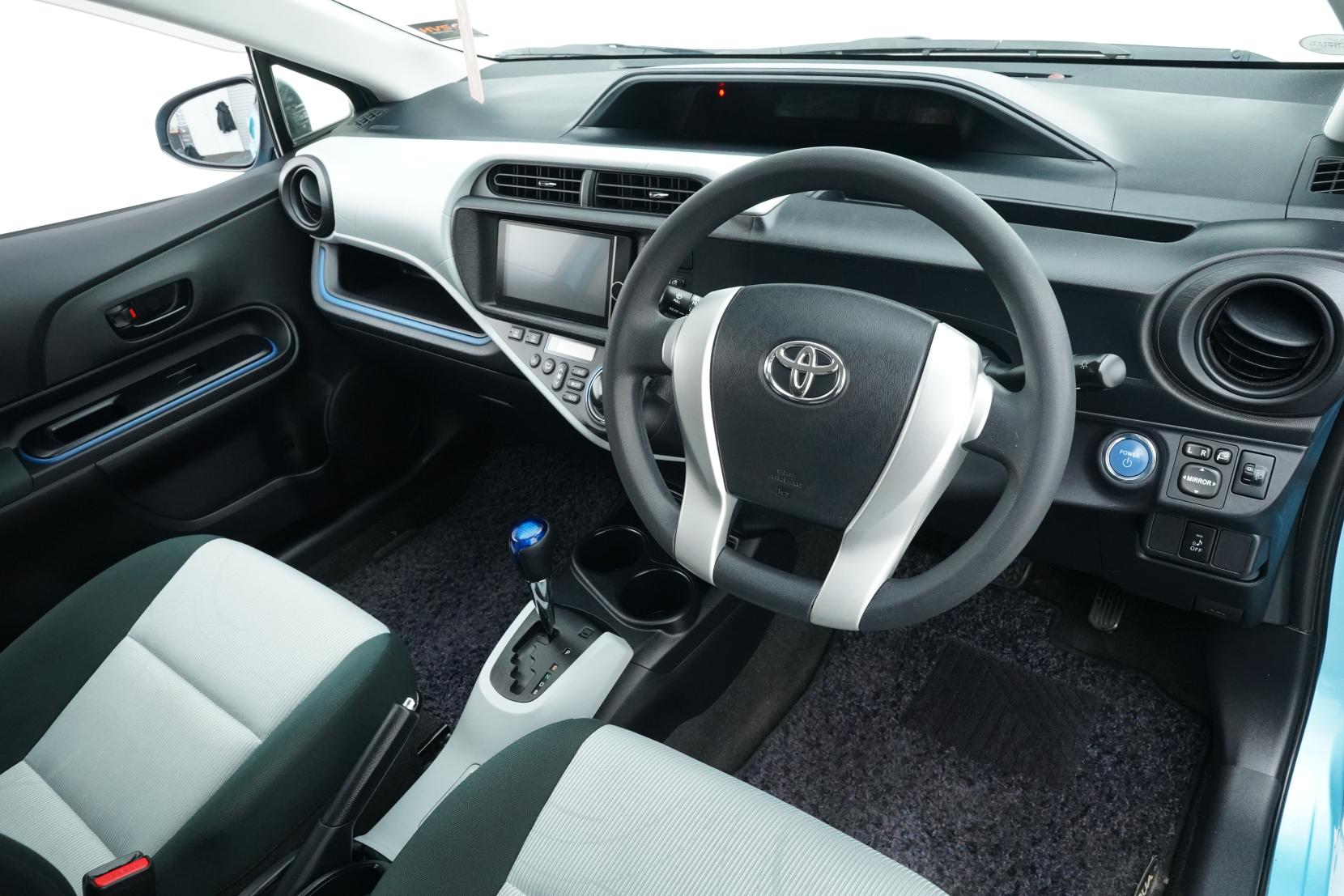 Toyota Aqua 1.5 S Push Start