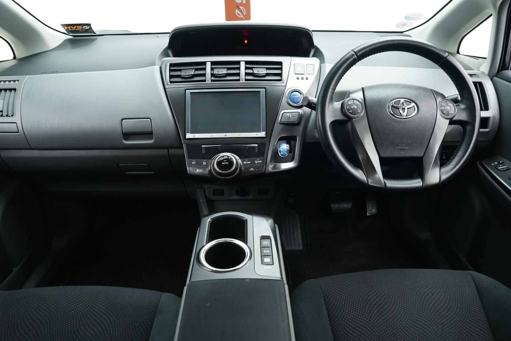 Toyota Prius Alpha S 7 Seater