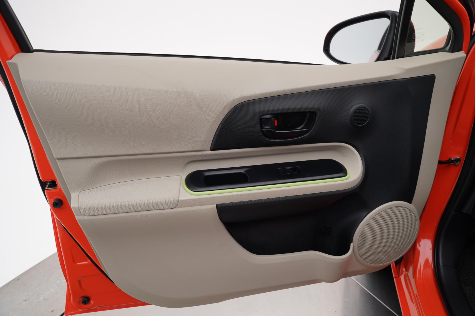 Toyota Aqua 1.5 S Push Start