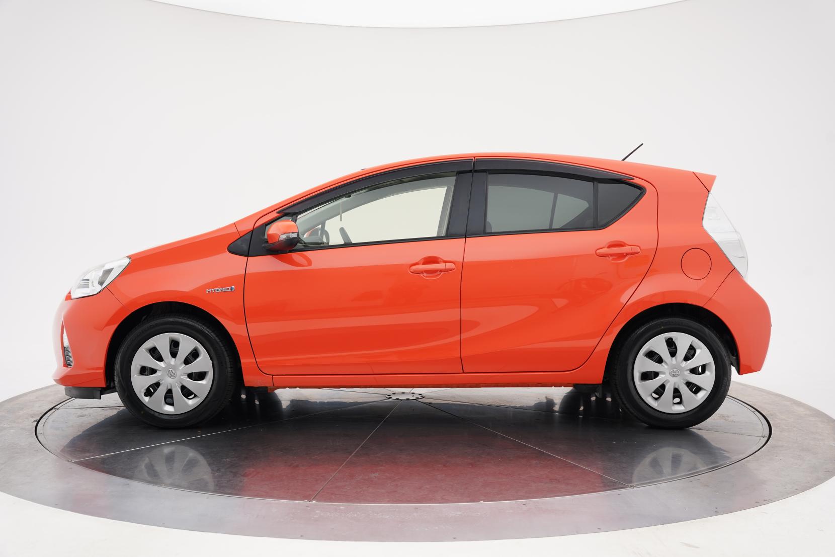 Toyota Aqua 1.5 S Push Start