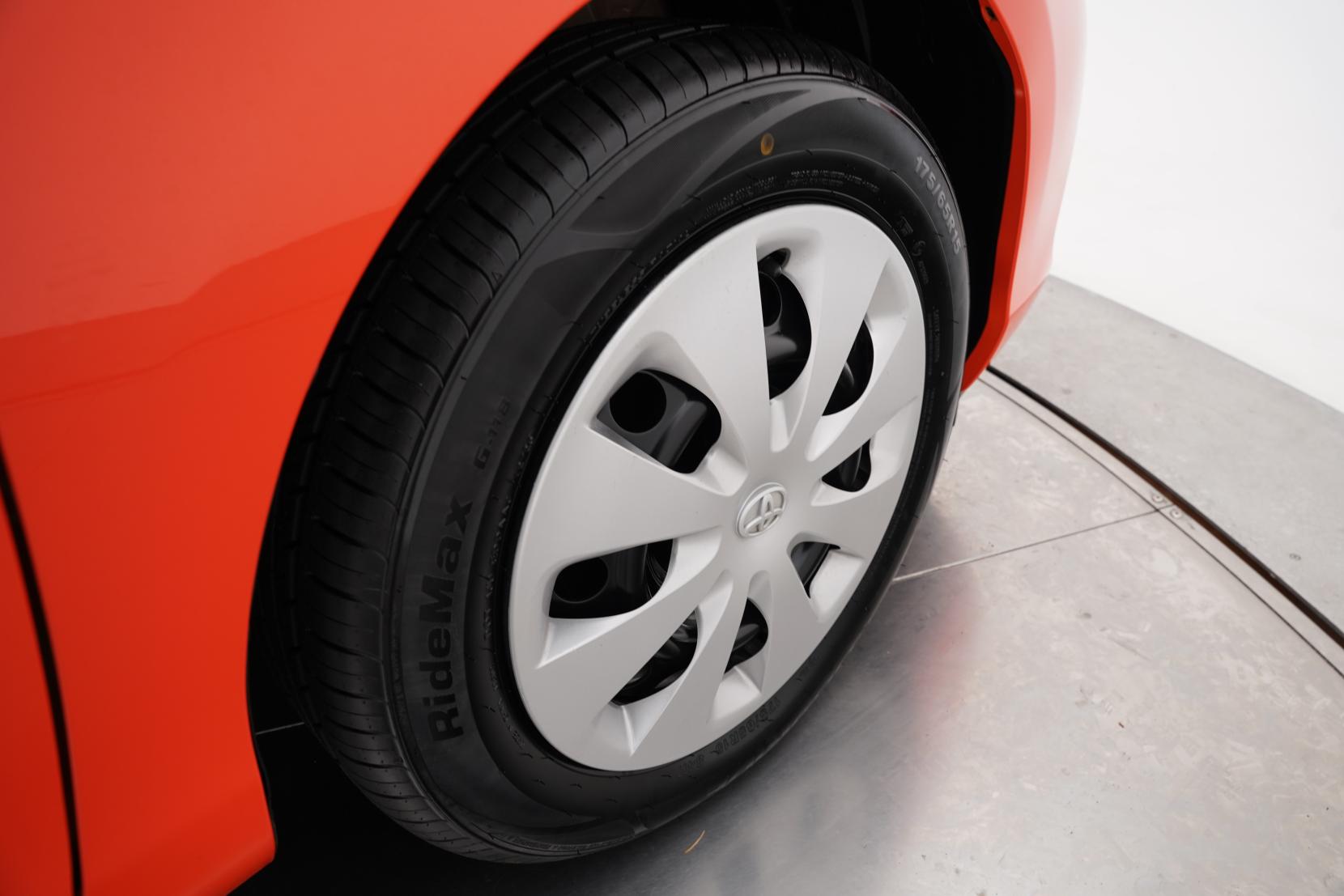 Toyota Aqua 1.5 S Push Start