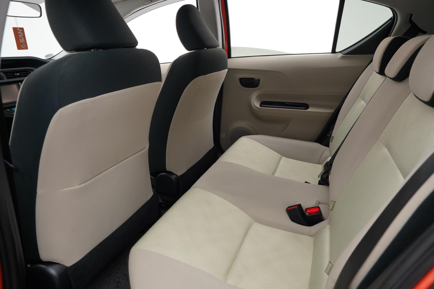 Toyota Aqua 1.5 S Push Start