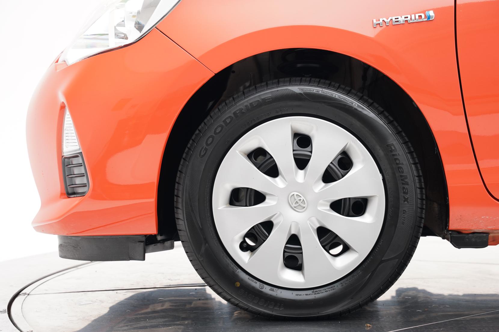 Toyota Aqua 1.5 S Push Start