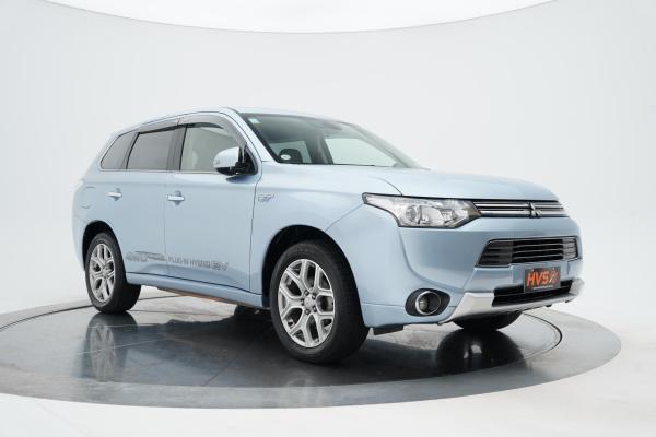 Mitsubishi Outlander 2.4 4WD PHEV G