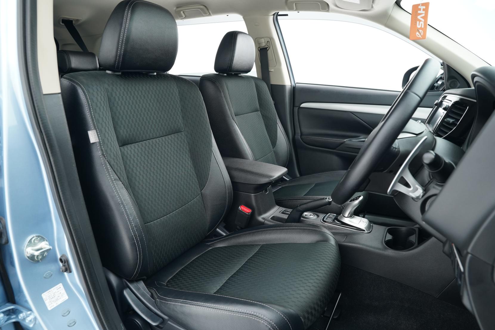 Mitsubishi Outlander 2.4 4WD PHEV G