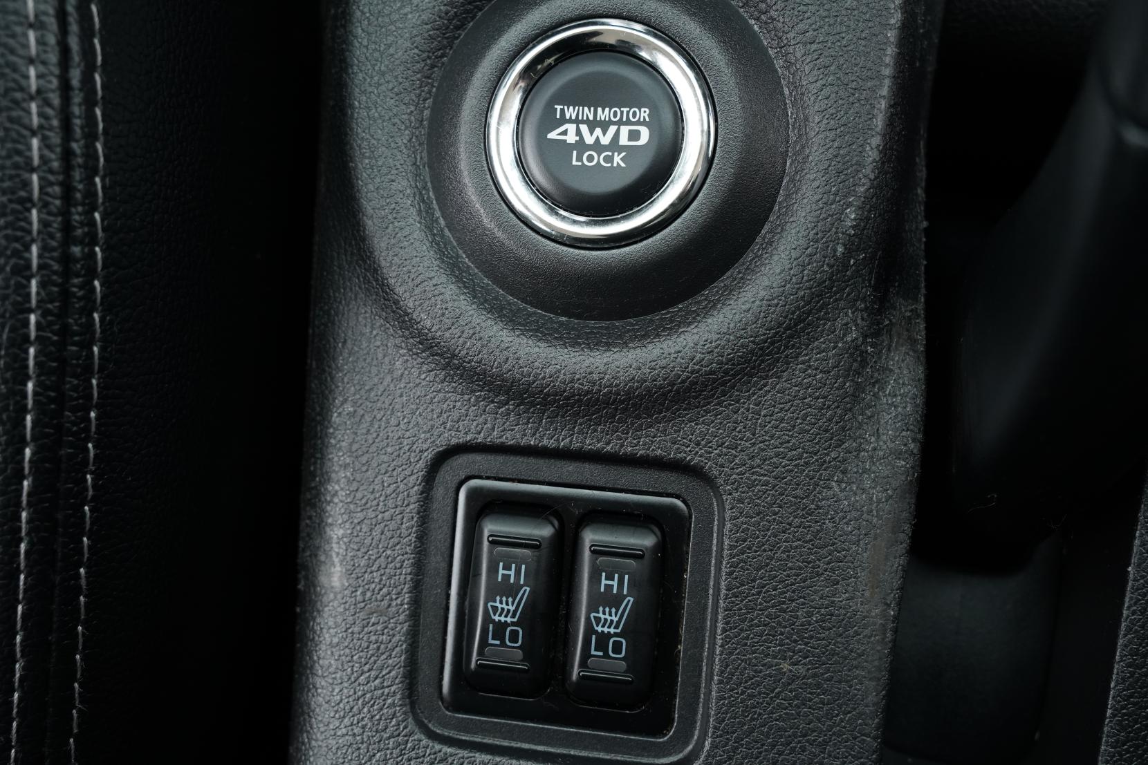 Mitsubishi Outlander 2.4 4WD PHEV G