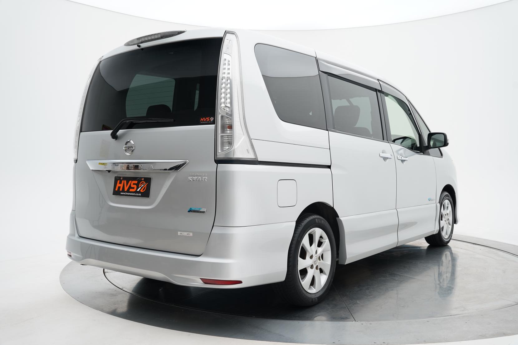 Nissan Serena 2.0 Hybrid HighwayStar G