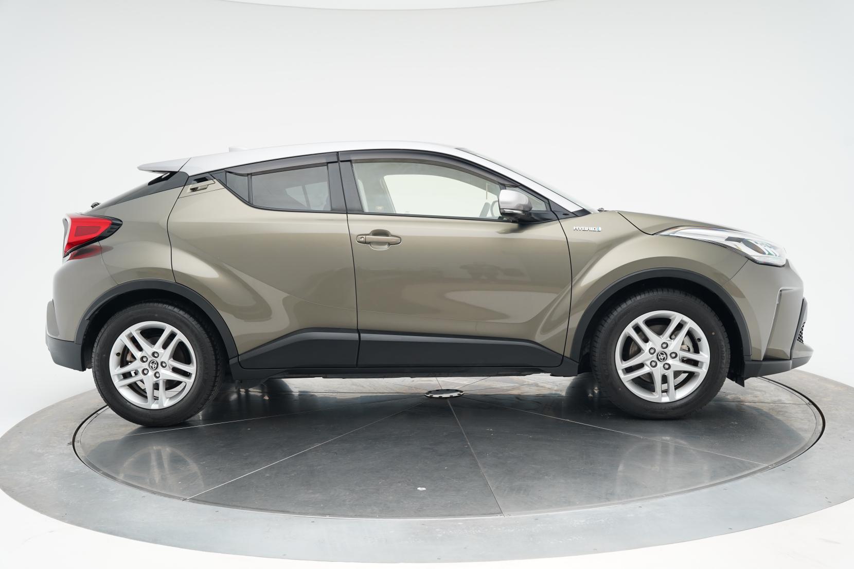 Toyota C-HR S Hybrid Facelift