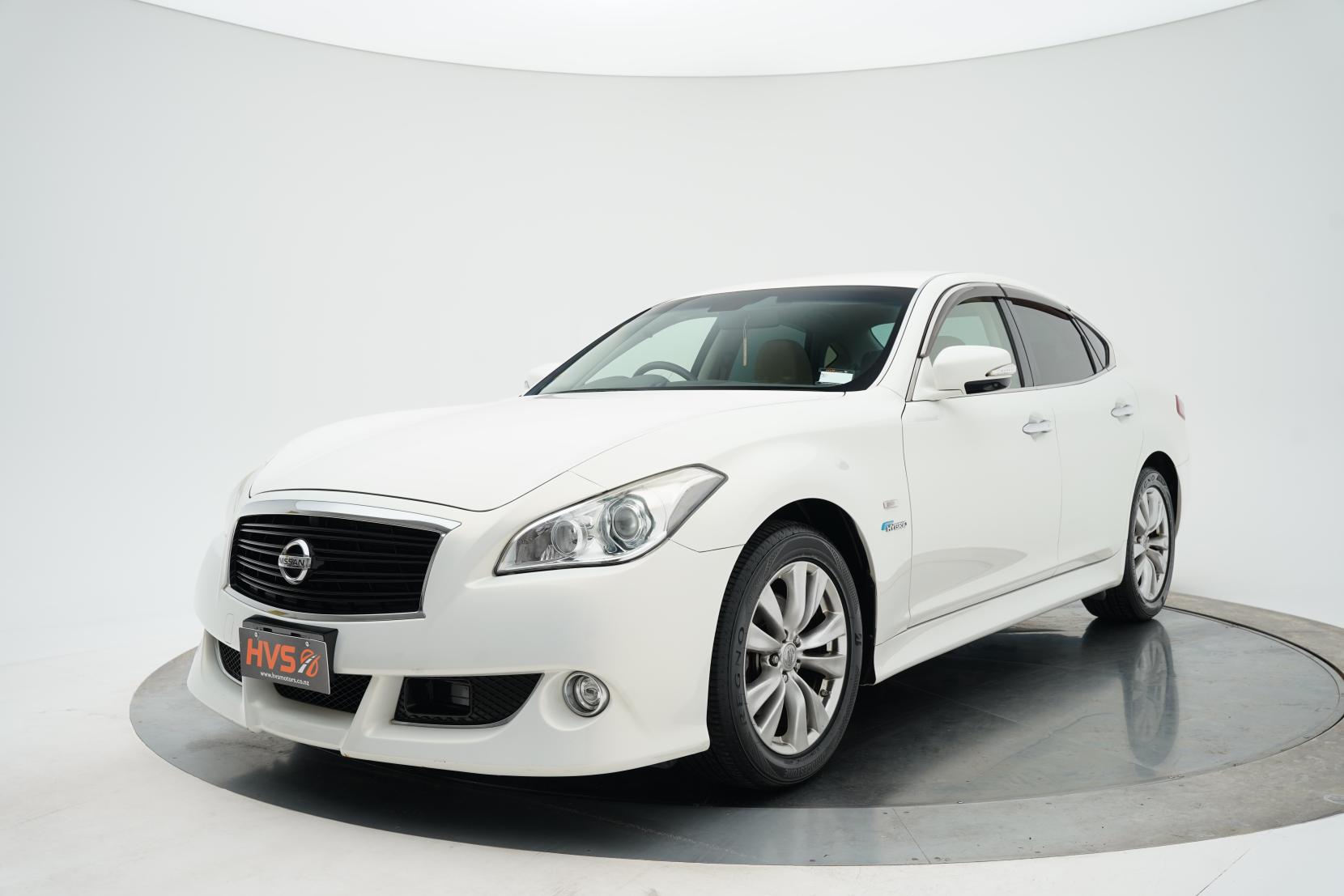 Nissan Fuga 3.5 Hybrid