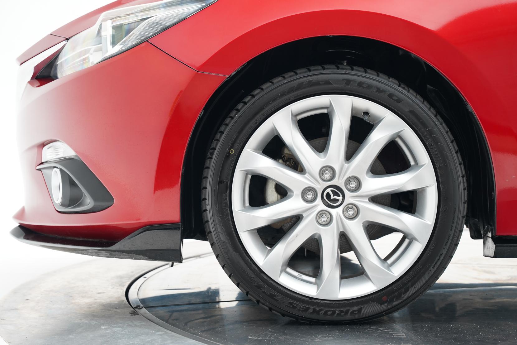 Mazda Axela 2.0 SPORT 20S TOURING