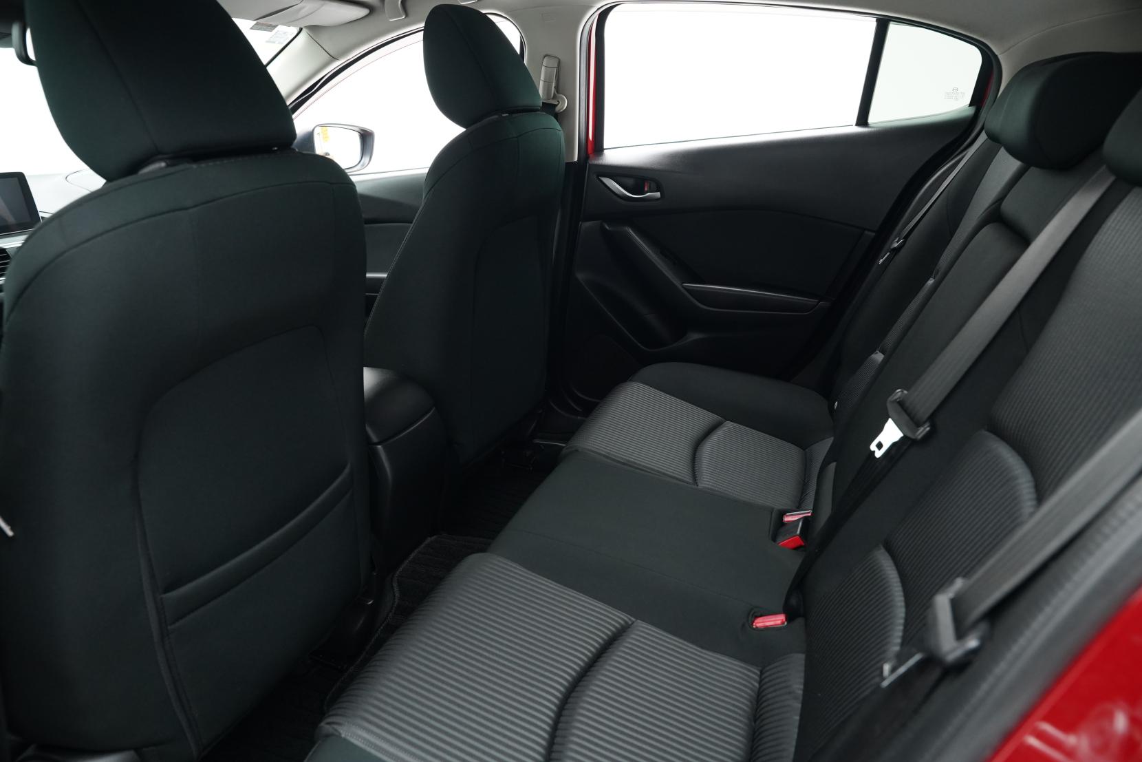 Mazda Axela 2.0 SPORT 20S TOURING